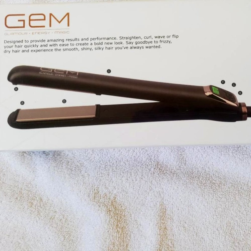 GEM Digital Styling Iron Used once